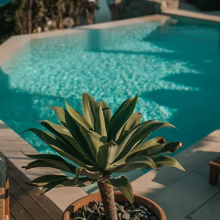 Nomade 4 Bd In Psarou Mykonos Town