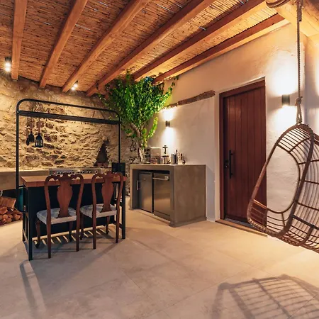 Nomade 4 Bd In Psarou Villa